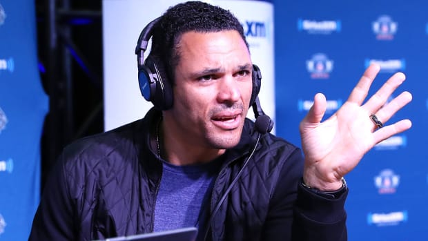 tony-gonzalez-falcons-super-bowl-51.jpg